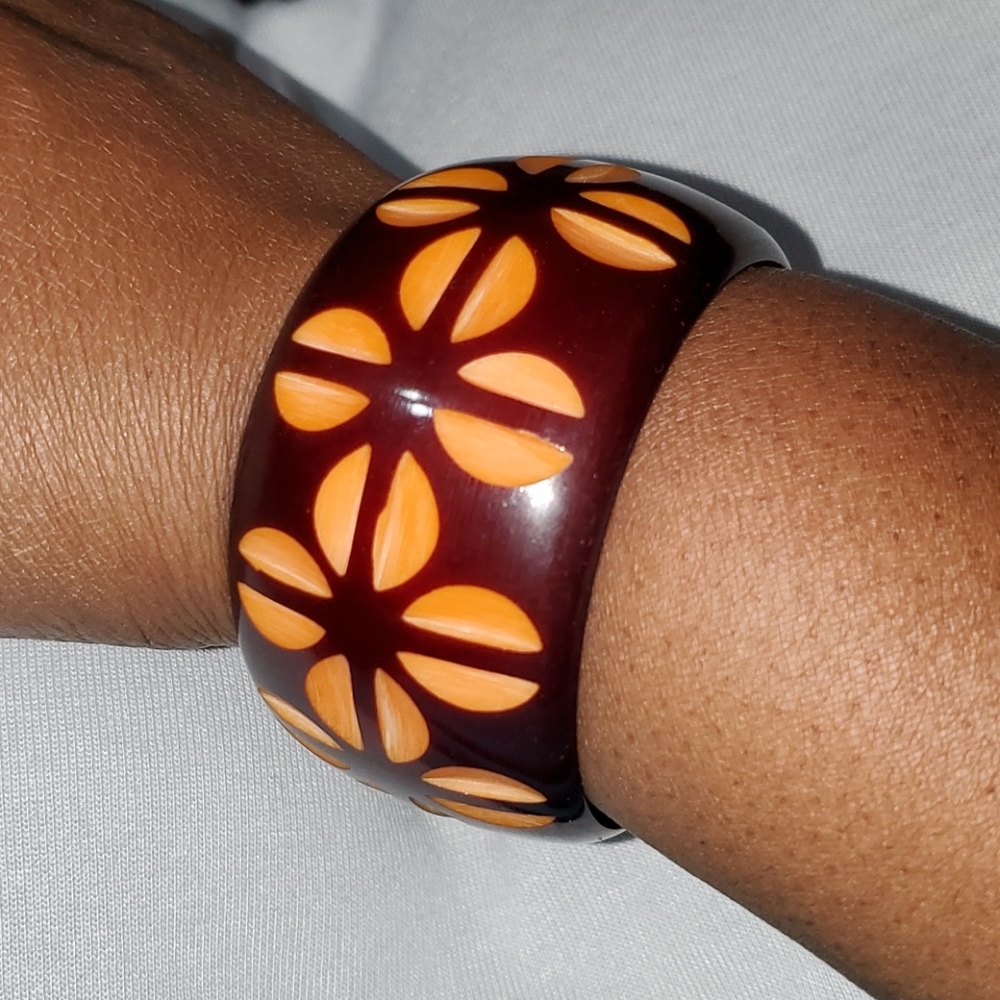 Wooden Carved Bangle